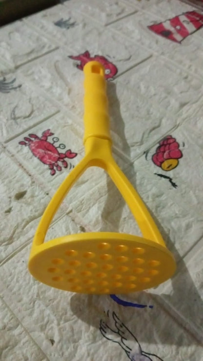 Supermom Kitchen Food Masher | Heavy Duty Masher for Fruits, Veggies & Potatoes | Soft Grip Handle (1 Pc)